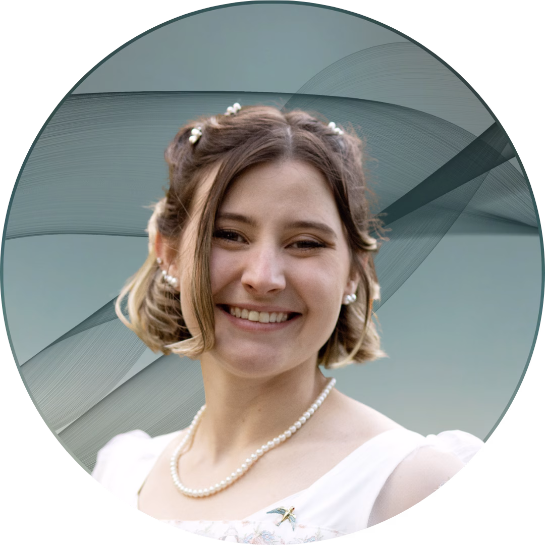 Portrait of Liesel Schmidt, Digital Media Copywriter at GirlFriday Business Solutions